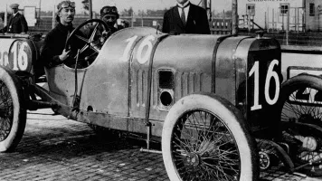 Jules Goux - French motorsports racing driver