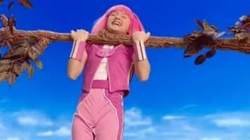 LazyTown - 2004 ‧ Family ‧ 4 seasons
