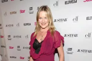 Nicholle Tom - American actress