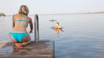 Shark Night - 2011 ‧ Thriller/Teen ‧ 1h 35m