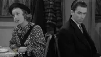 The Shop Around the Corner - 1940 ‧ Drama/Romance ‧ 1h 39m