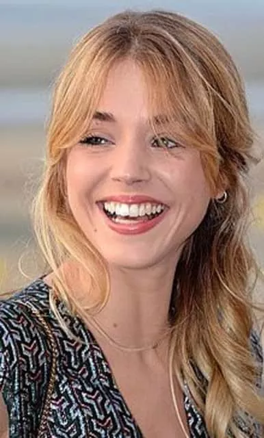 Alice Isaaz - French actress