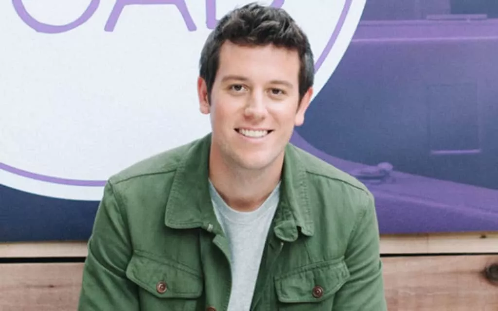 Ben Lyons - American reporter