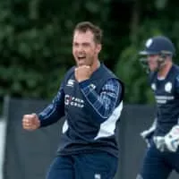 Con de Lange - Cricketer