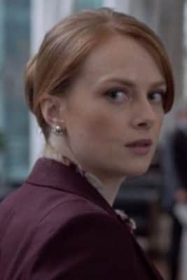 Eva Rhodes The Bold Type - 