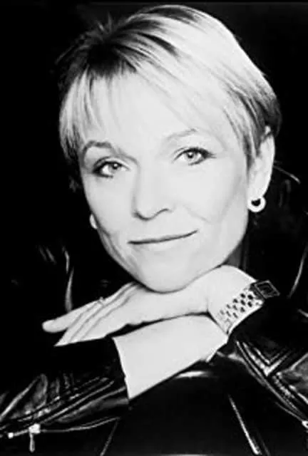 Helen Fielding - English novelist