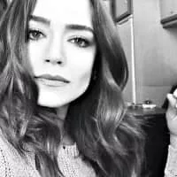 İpek Karapınar - Turkish actress