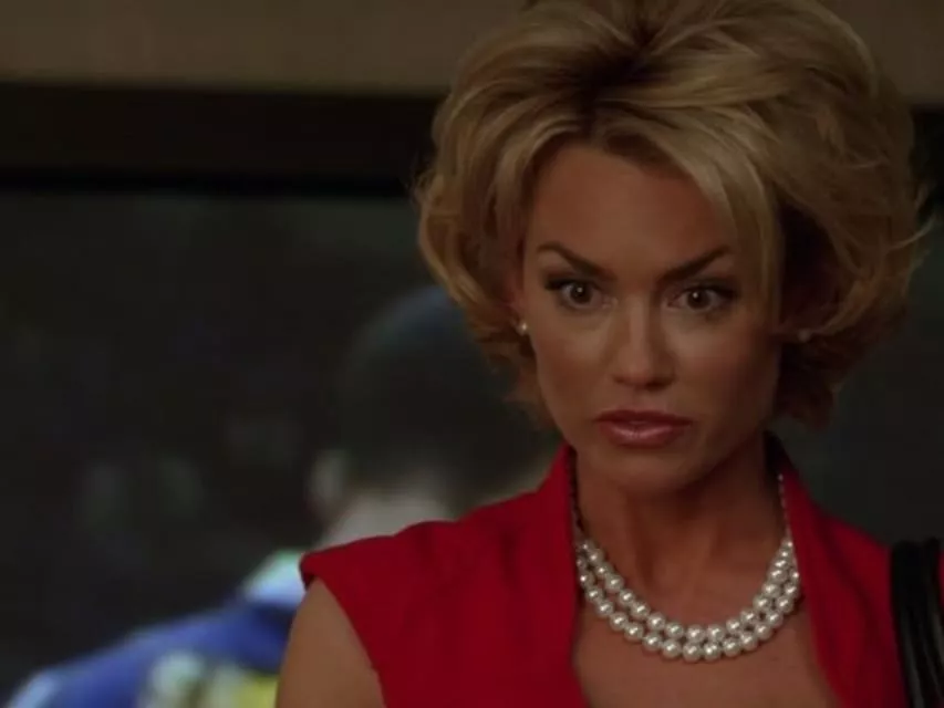 Kelly Carlson - American actress