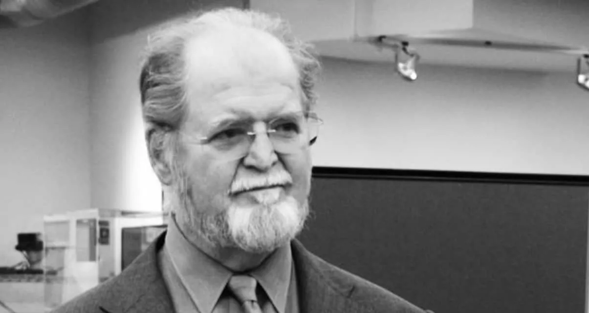 Larry Niven - American fiction writer