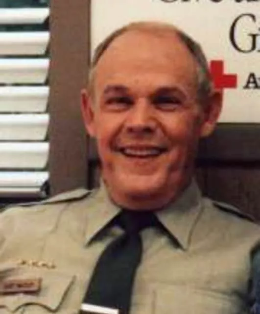 Lewis Arquette - American actor