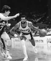 Lionel Hollins - American basketball coach