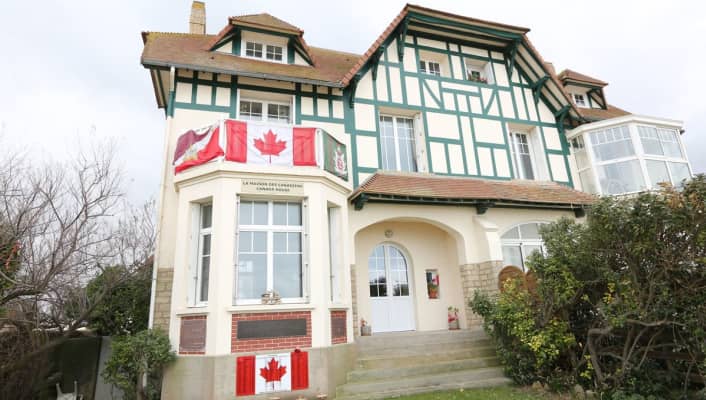 Maison de Queen's Own Rifles of Canada Bernieres-sur-Mer - 