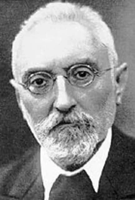 Miguel de Unamuno - Spanish essayist