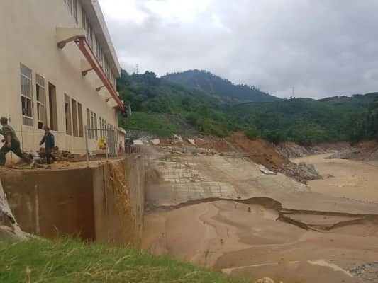 Nha may thủy diện Dak Mi 3 Quảng Nam - Hydroelectric power plant in Vietnam