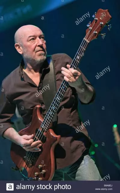 Pete Agnew - Bassist