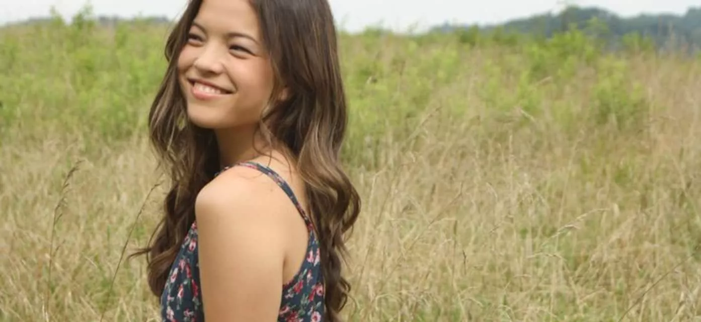 Piper Curda - American actress