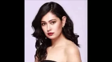 Priya Sigdel - Model