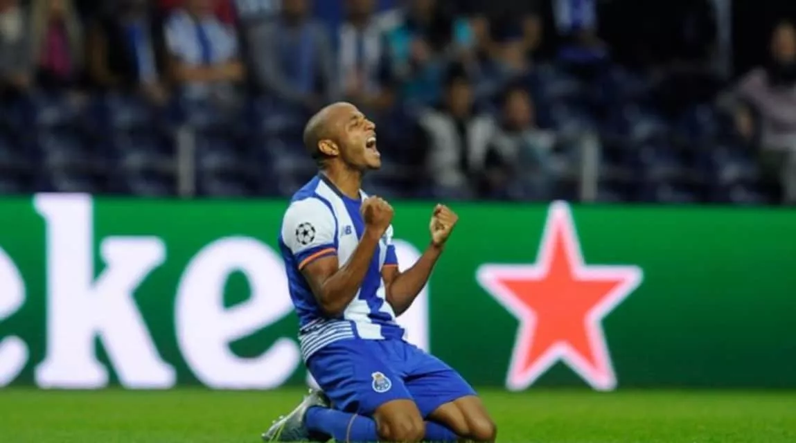 Yacine Brahimi - Footballer