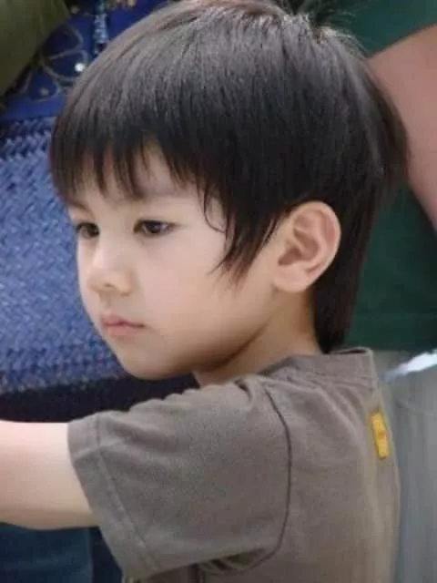 Yuya Ozeki - Japanese actor