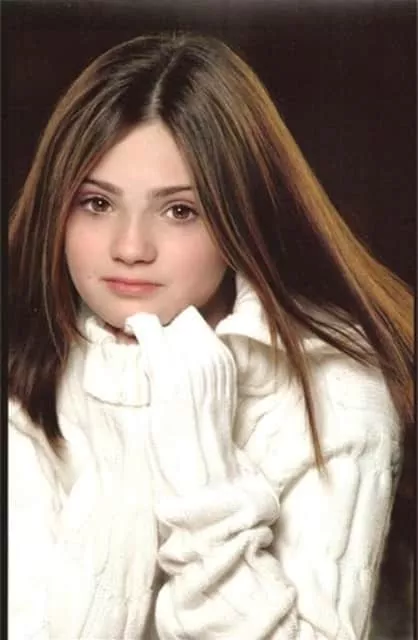 Alexis Raich - Actress