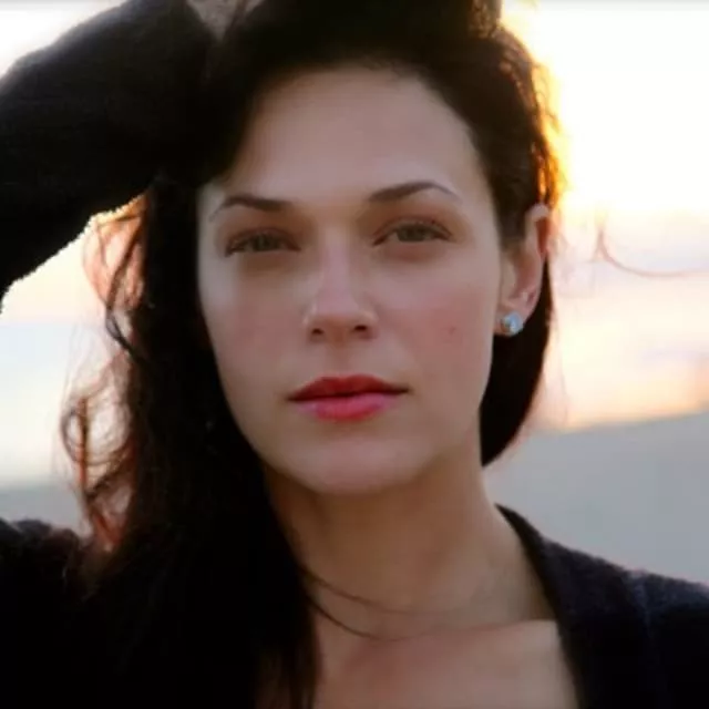 Amanda Righetti - American actress