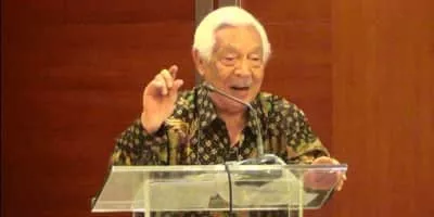 Awaluddin Djamin - Indonesian civil servant