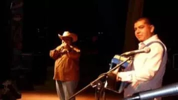 Chente Barrera - Musician