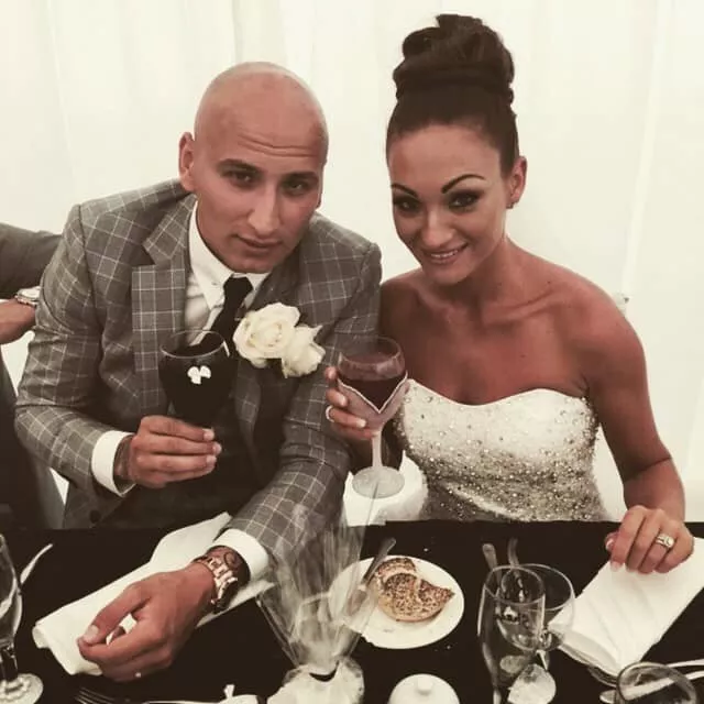 Daisy Evans - English singer