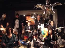 DATE COURSE PENTAGON ROYAL GARDEN - Musical band