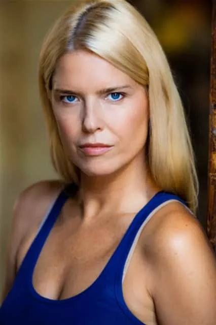 Elise Muller - Actor