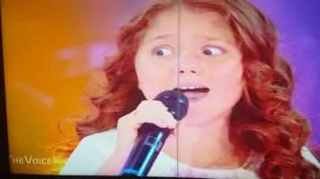 Flávia Scanuffo - Musical artist