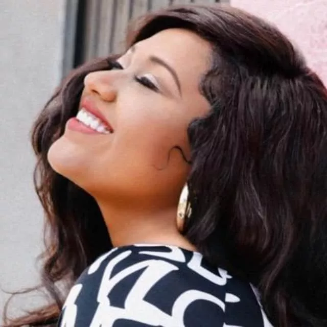 Jazmine Sullivan - American singer-songwriter