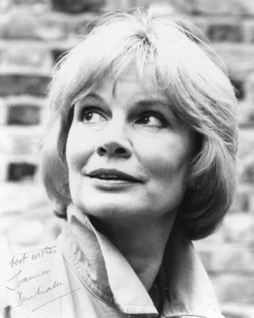 Joanna Dunham - Actress