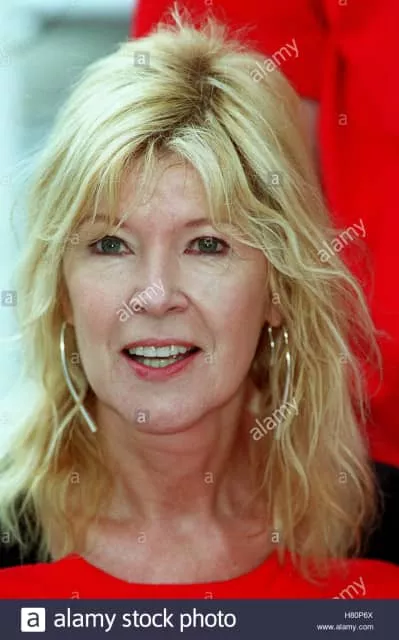 Julia Somerville - Reporter