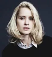 Lisa Henni - Swedish actress