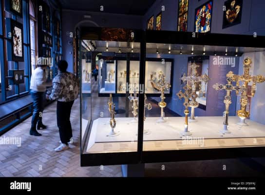 Museum of the Decorative Arts, Fashion and Ceramics - 