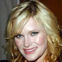 Nicholle Tom - American actress