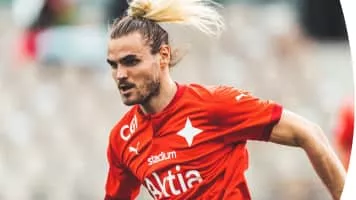 Sakari Tukiainen - Football forward