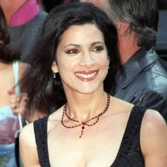 Saundra Santiago - American actress