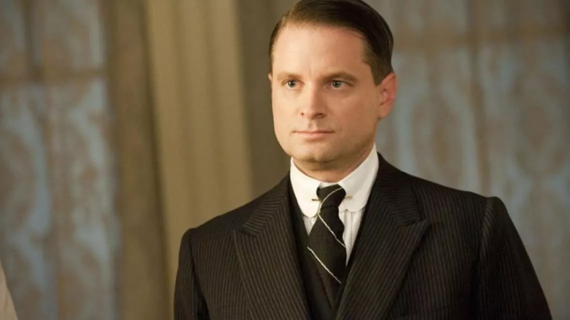 Shea Whigham - American actor
