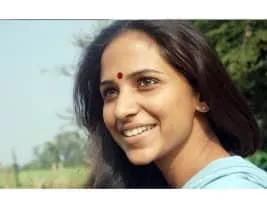 Veena Jamkar - Movie actress