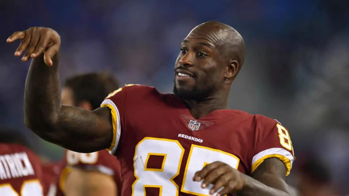 Vernon Davis - American football tight end