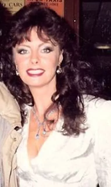 Vicki Michelle - Actress