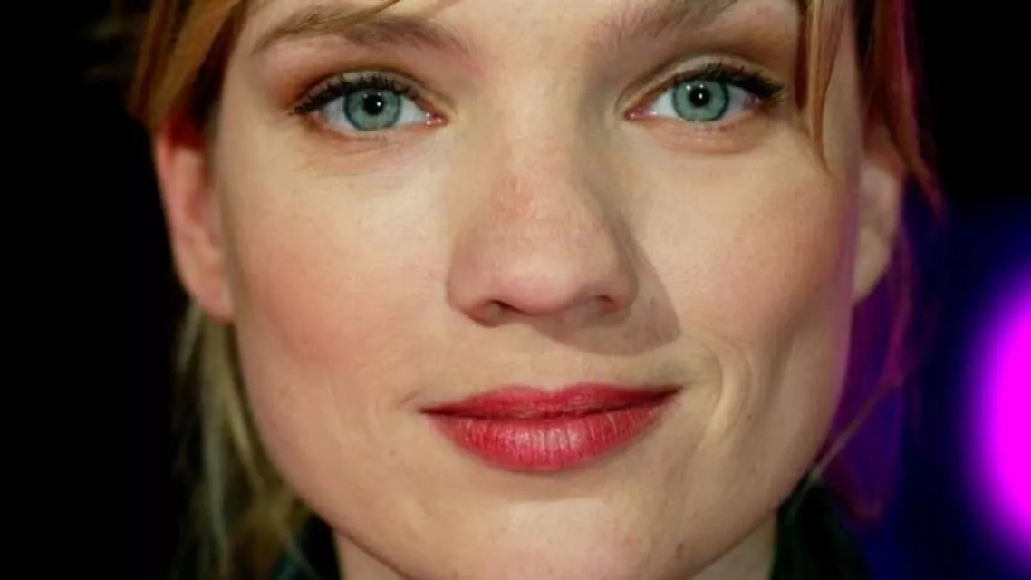 Anniek Pheifer - Actress