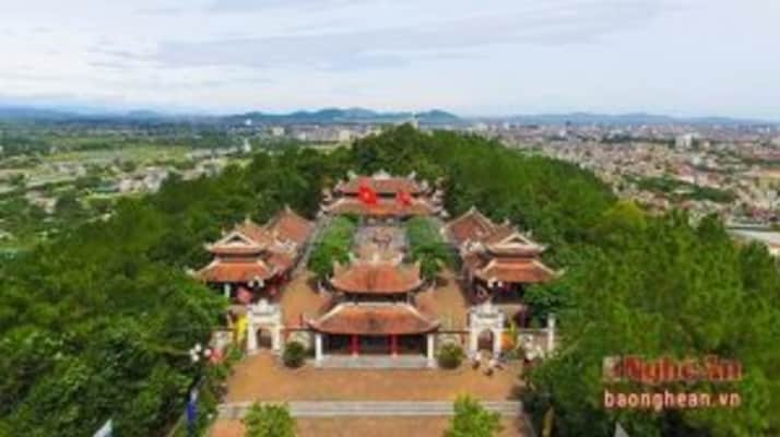 cuong temple nui quyết | dền thờ vua quang trung - 