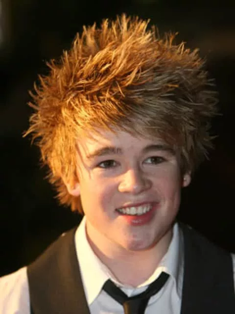 Eoghan Quigg - Singer