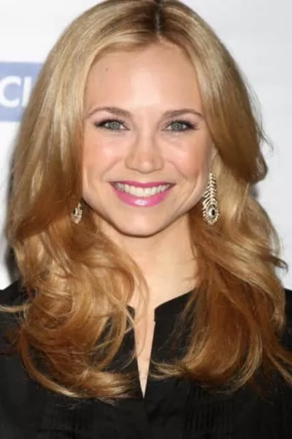 Fiona Gubelmann - American actress