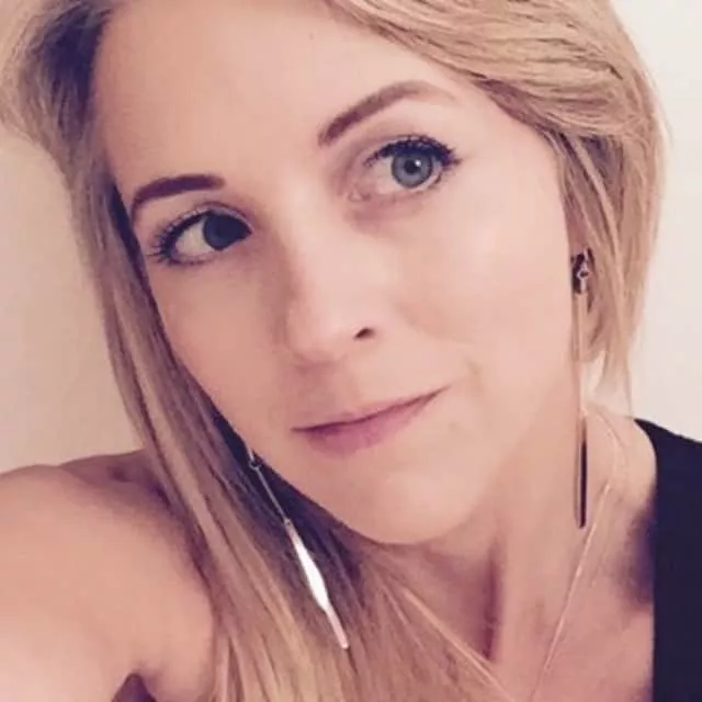 Isabel Oakeshott - British journalist