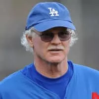 Jerry Reuss - Baseball player