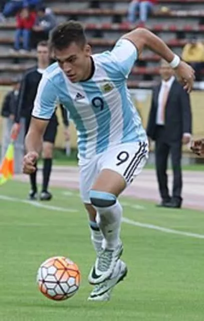 Lautaro Martínez - Argentina football player